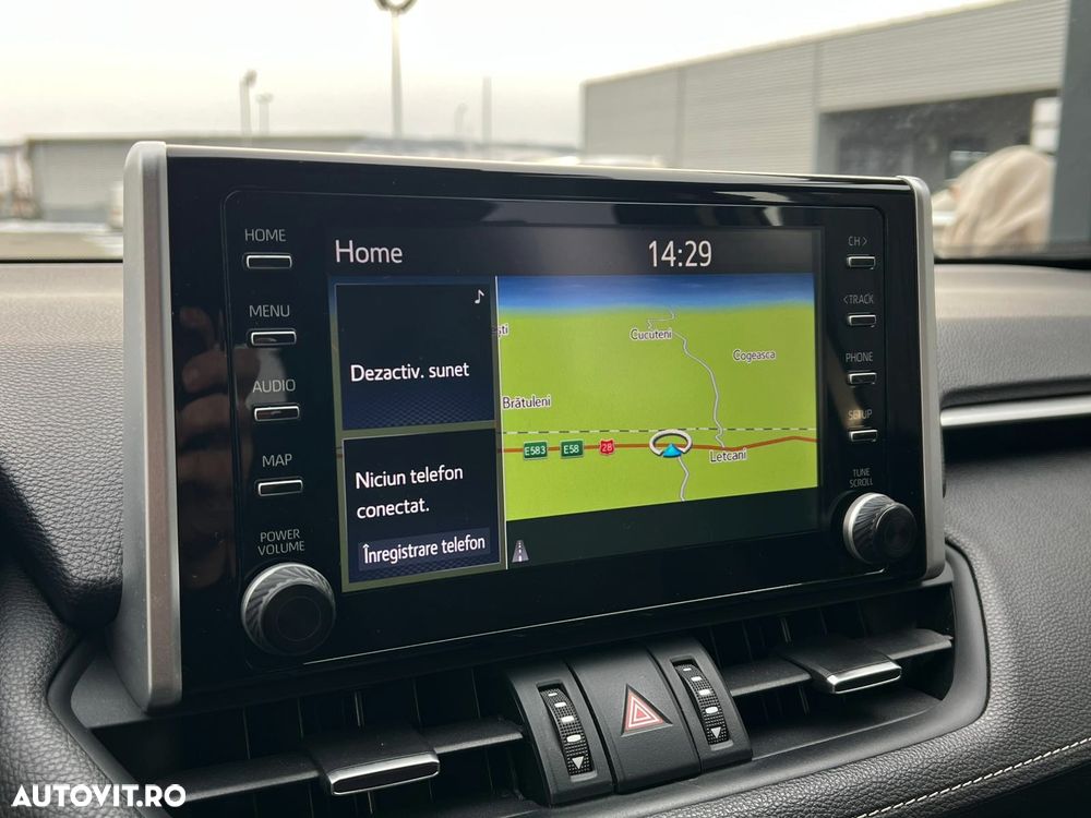 Toyota RAV4 2.5 4x4 Hybrid Team Deutschland - 18