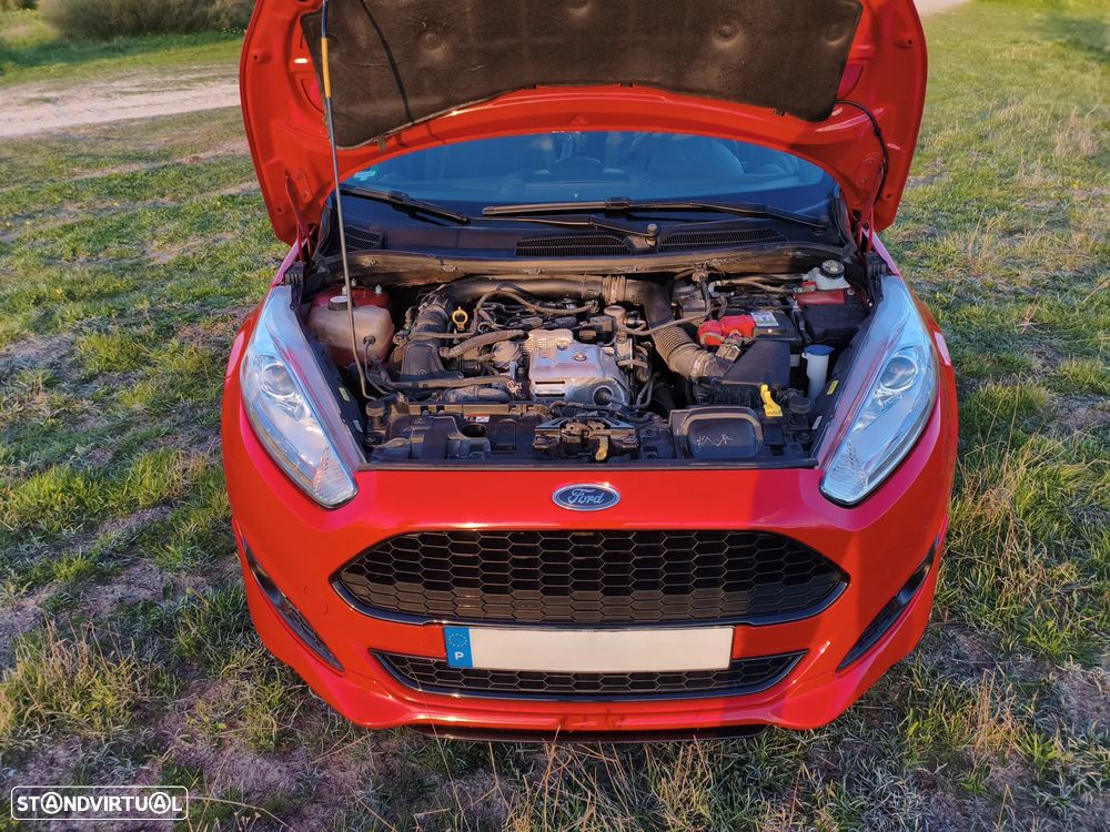 Ford Fiesta 1.0 EcoBoost S&S ST-LINE - 23