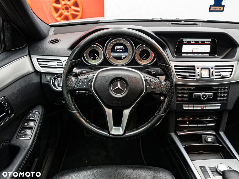 Mercedes-Benz Klasa E - 13