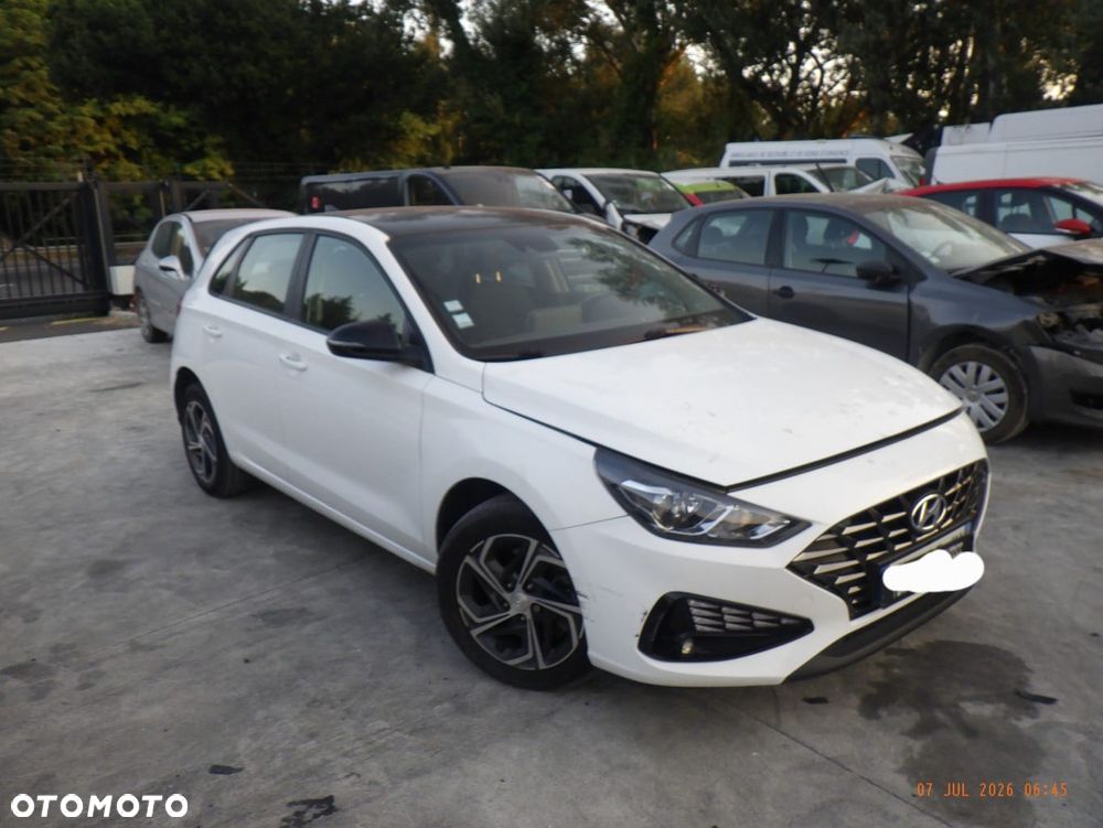 Hyundai i30 1.6 D Premium - 4