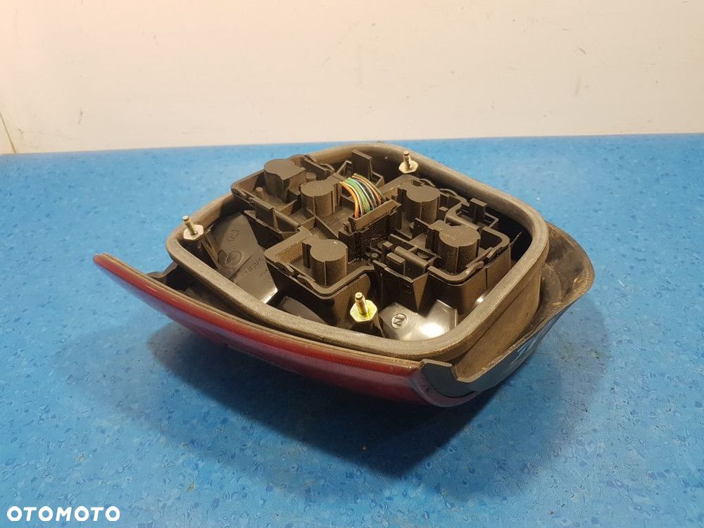 SKODA FELICIA GLX LAMPA TYŁ LEWA ZEWNĘTRZNA - 7