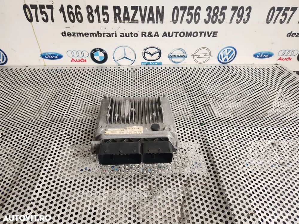 Calculator Motor ECU Mercedes A/B Class W246 W176 GLA X156 W156 CLA W117 Cod A A Dezmembrez Mercede - 1