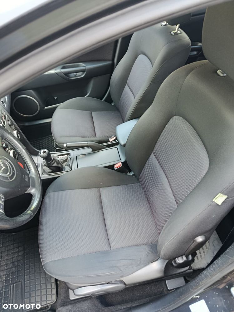Mazda 3 - 6