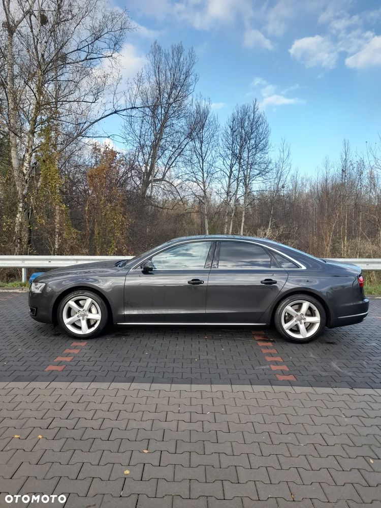 Audi A8 4.2 TDI DPF (clean diesel) quattro tiptronic - 3