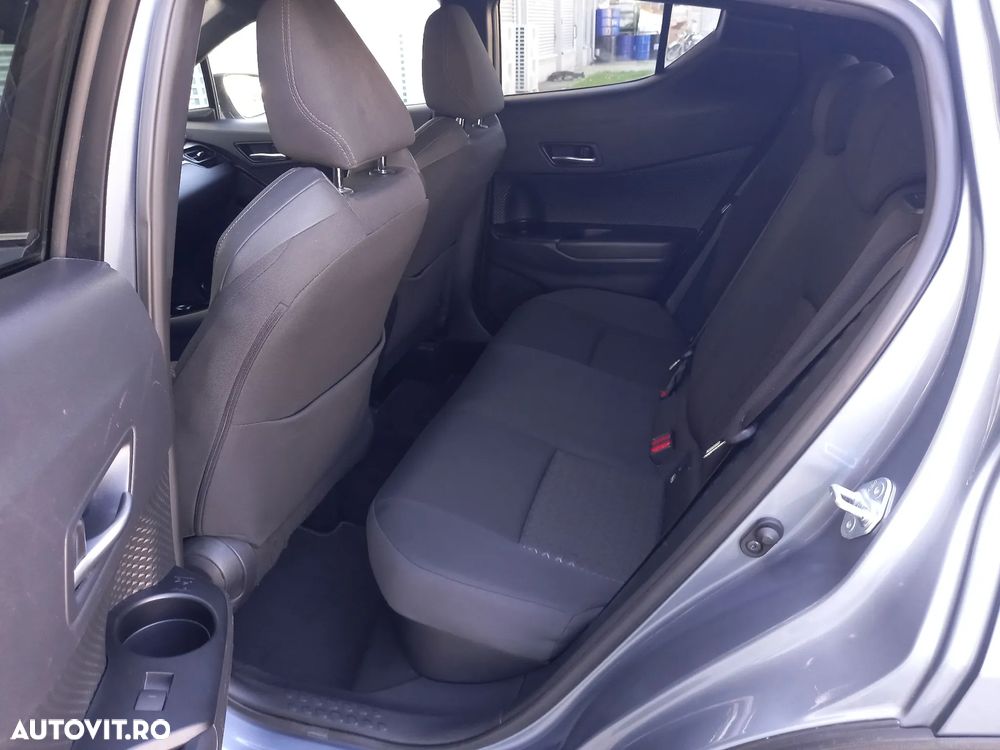 Toyota C-HR - 14