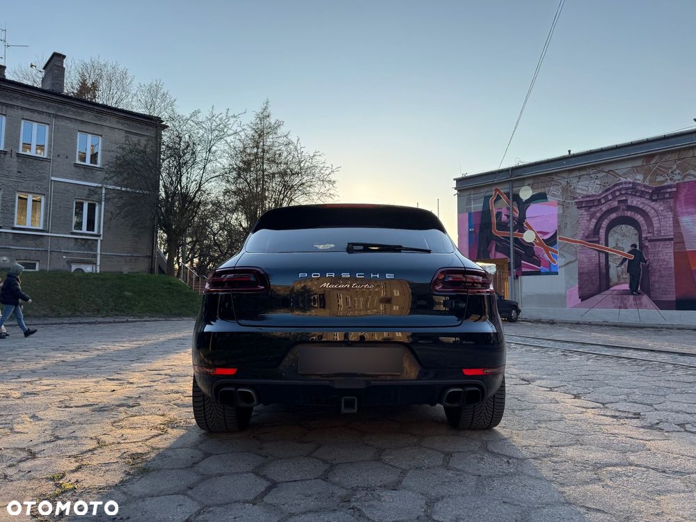 Porsche Macan Turbo PDK - 4