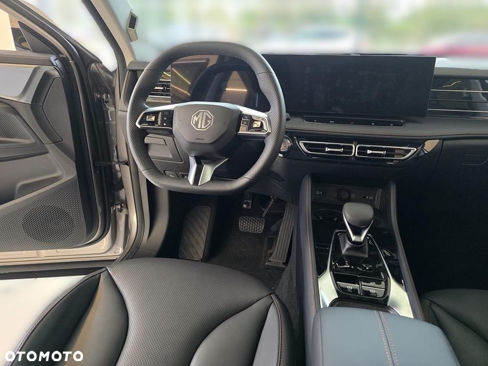 MG HS 1.5T HEV+ Exclusive - 11