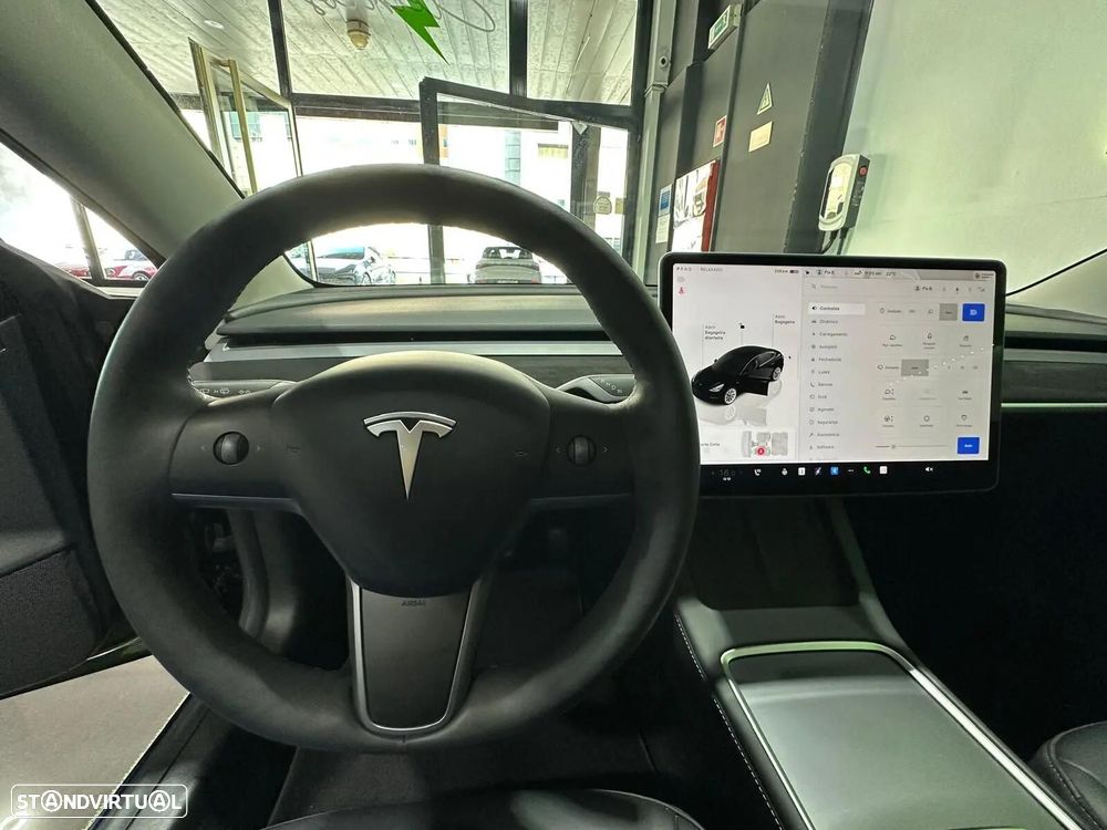 Tesla Model 3 Standard RWD - 40