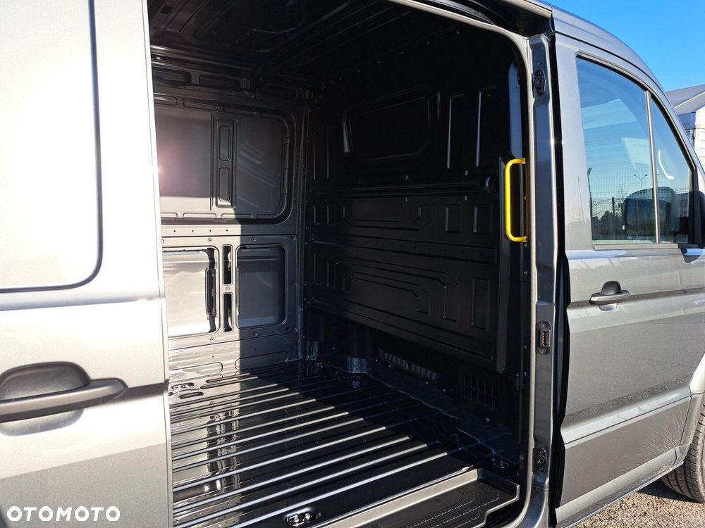 Volkswagen Crafter 30 furgon PRO - 23