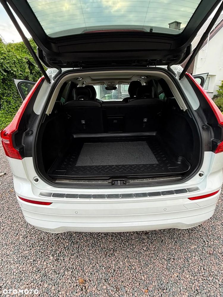 Volvo XC 60 B5 B AWD Ultimate Bright - 10