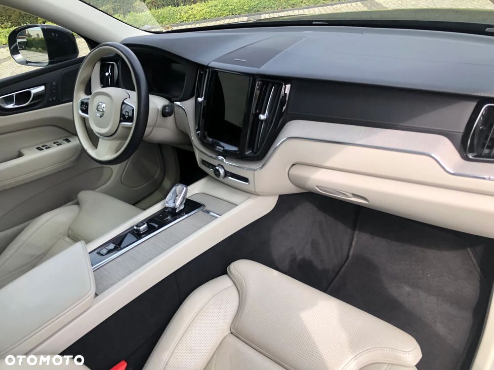 Volvo XC 60 - 19