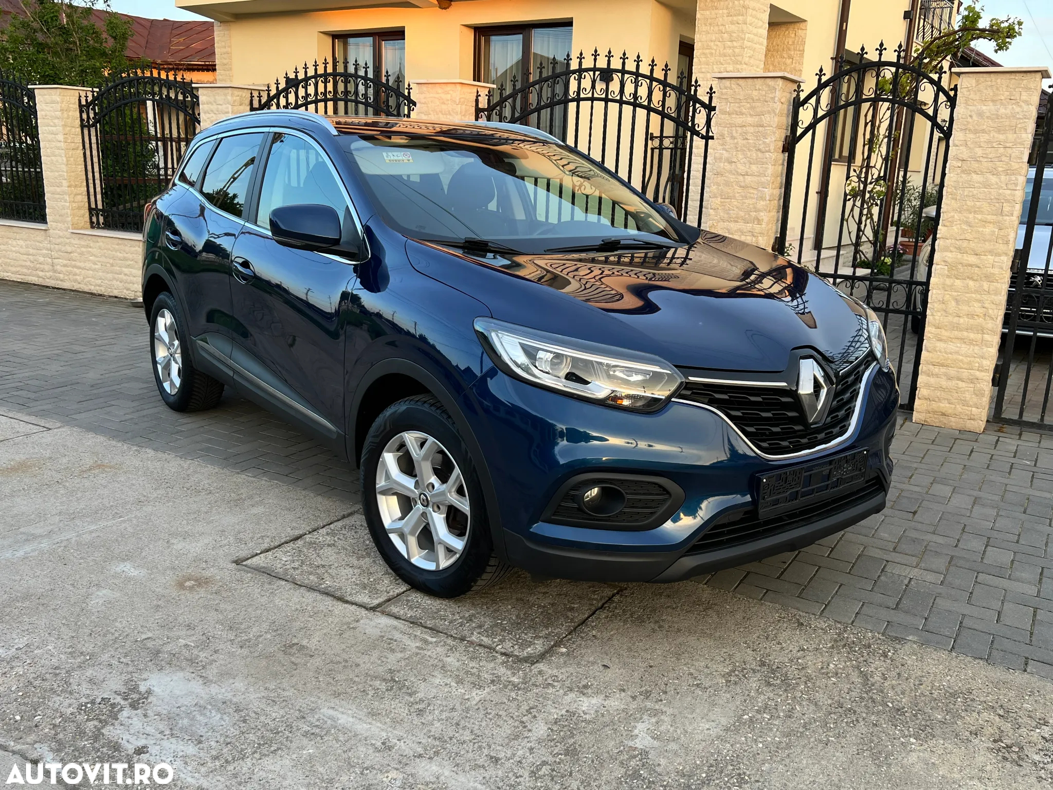 Renault Kadjar BLUE dCi Life - 12