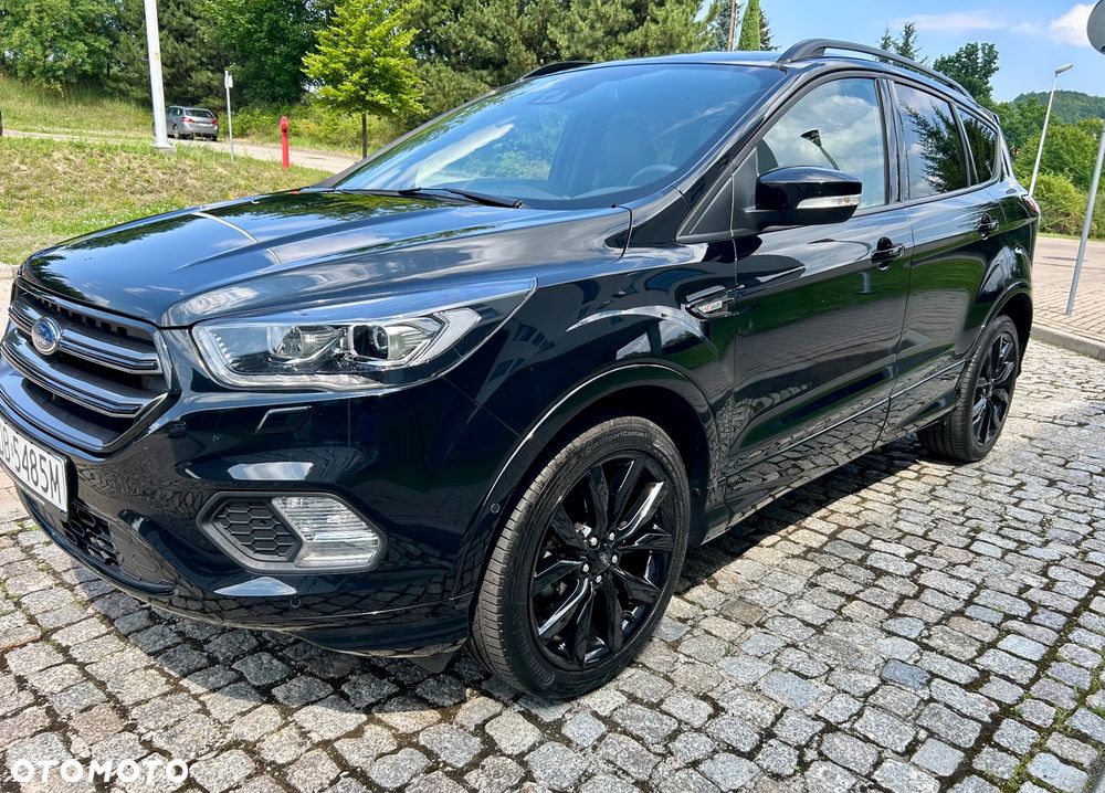 Ford Kuga 1.5 EcoBoost 2x4 Titanium - 2