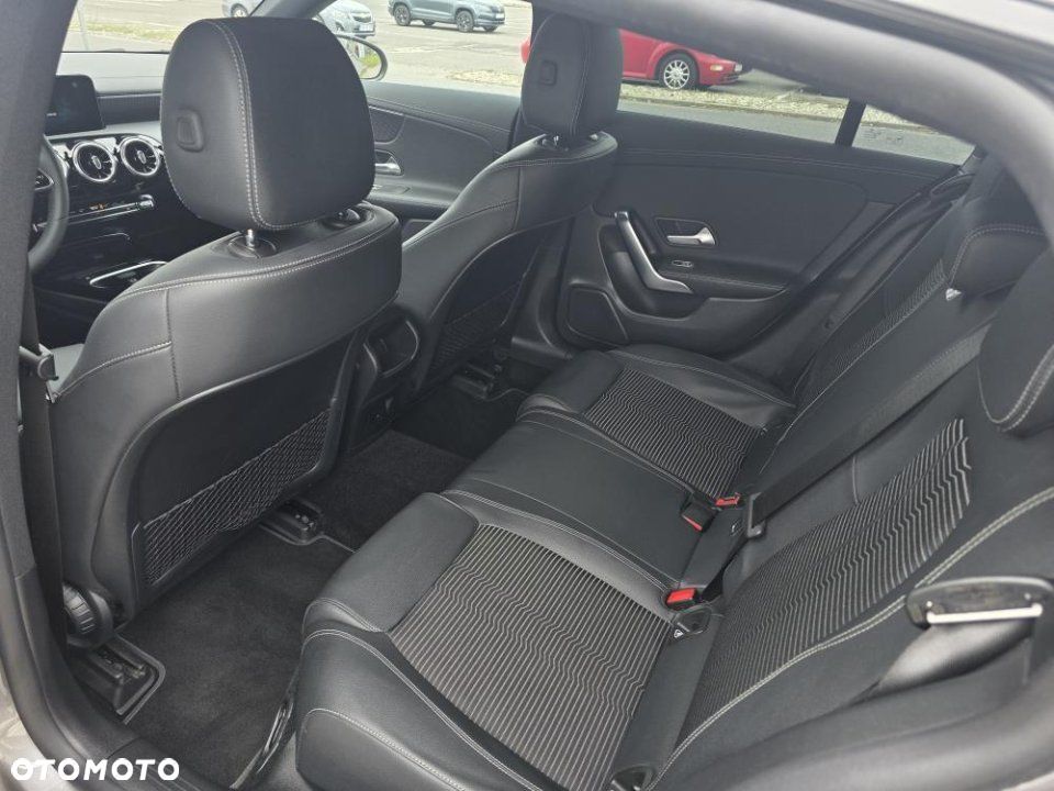 Mercedes-Benz CLA - 10