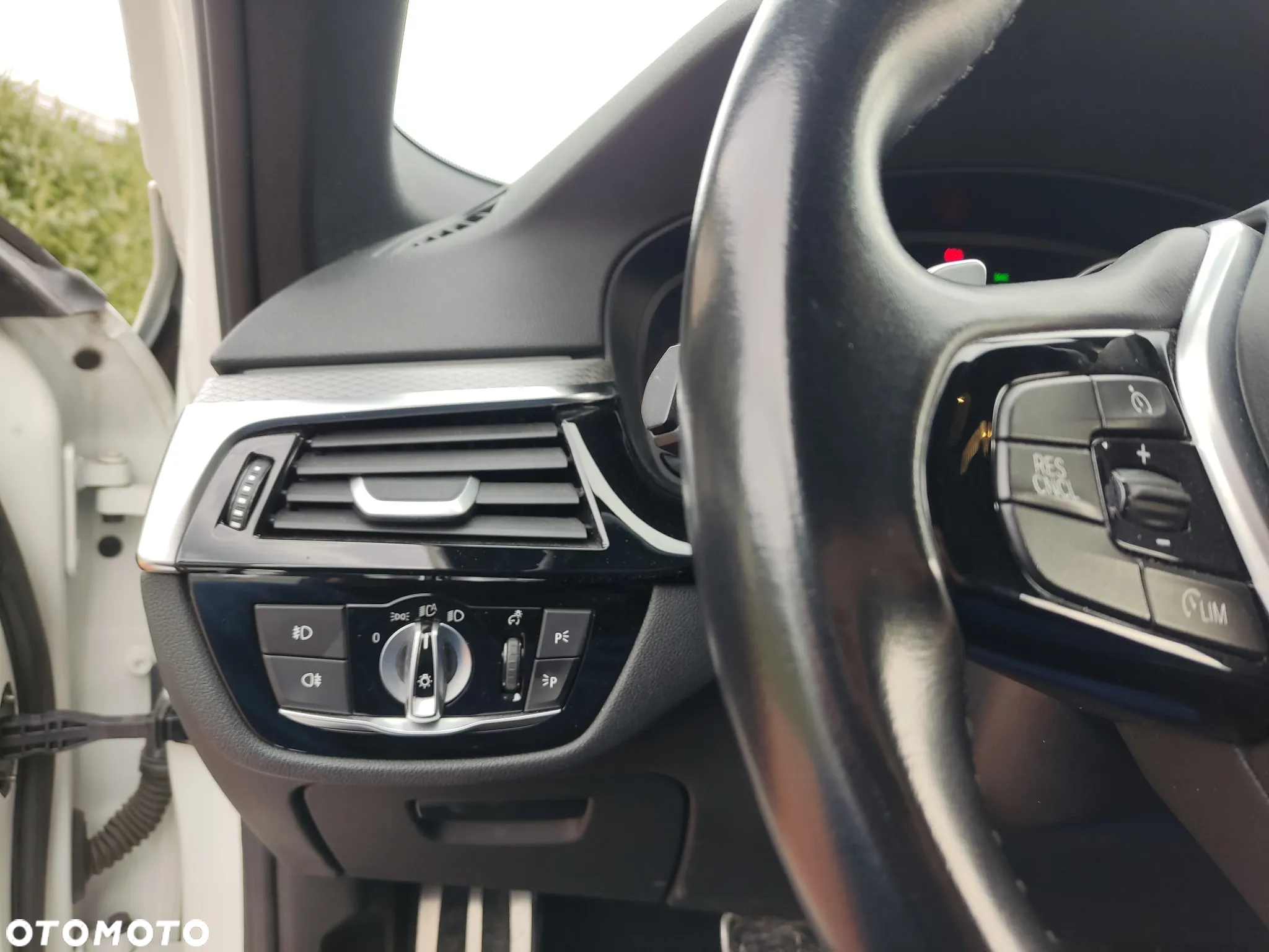 BMW Seria 5 518d M Sport sport - 22