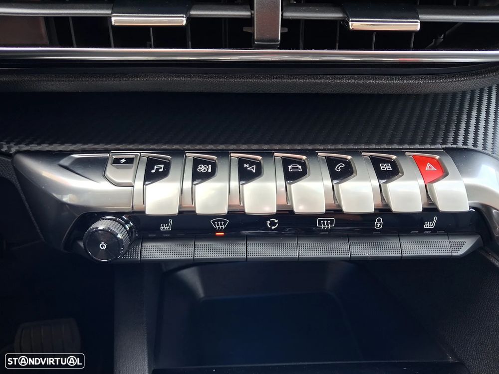 Peugeot 3008 225 e-EAT8 Allure Pack - 21