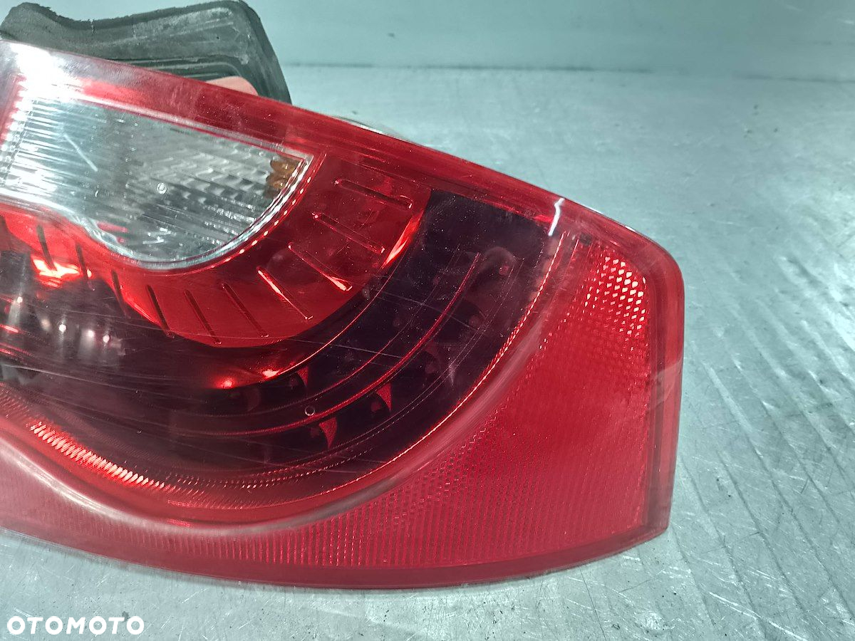 LAMPA TYLNA PRAWA SEAT EXEO 3R5945096D SEDAN - 2
