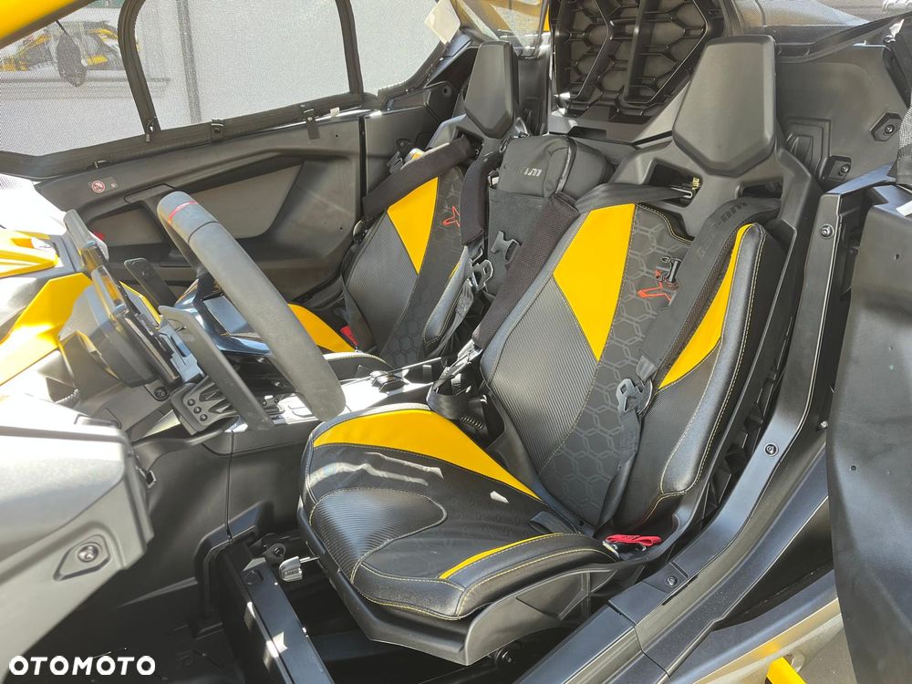 Can-Am Maverick - 33