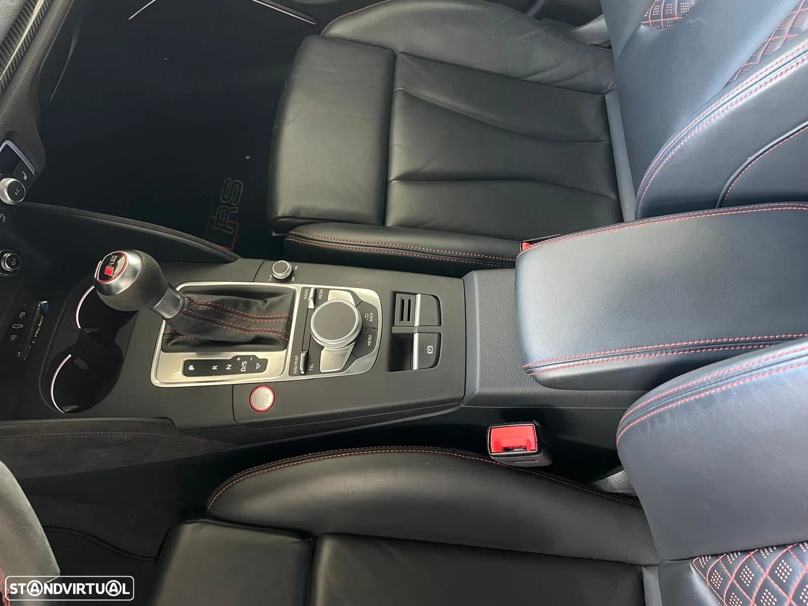 Audi RS3 Sportback 2.5 TFSI quattro S tronic - 19