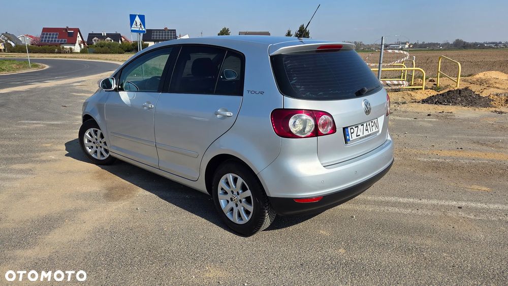 Volkswagen Golf Plus 2.0 TDI Comfortline - 8