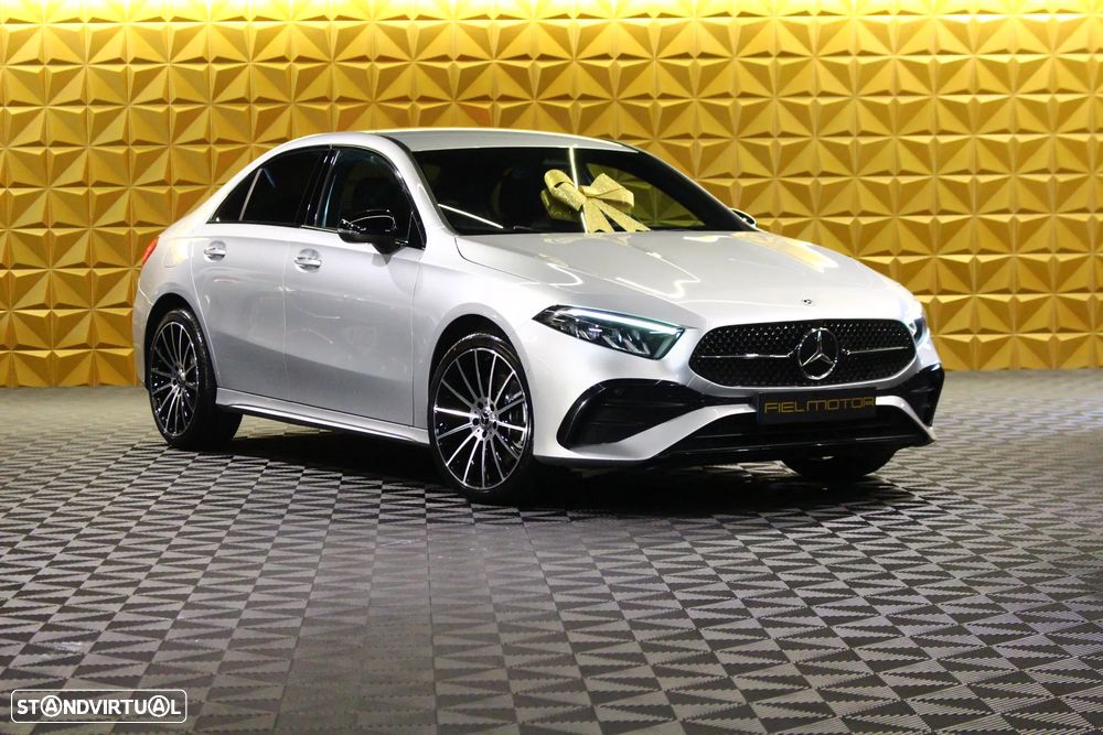 Mercedes-Benz A 250 e AMG Line - 4