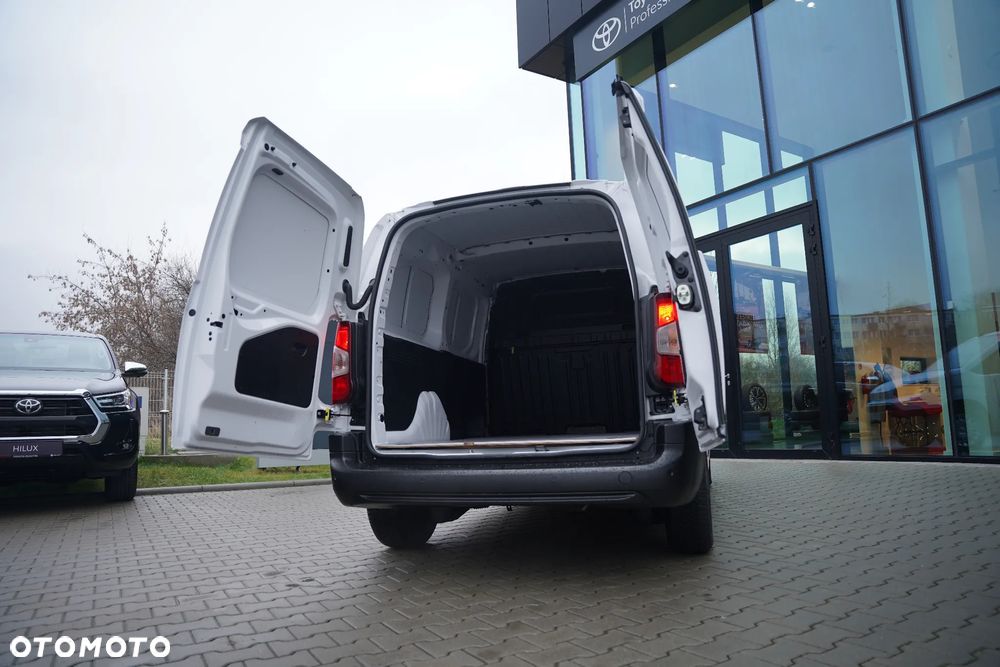 Toyota Proace City - 10