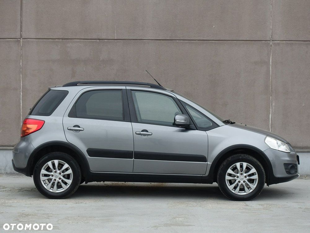 Suzuki SX4 1.6 VVT 4x4 Style - 3