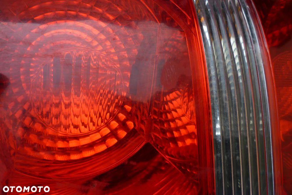 lampa tył prawa VW Touran Europa - 7