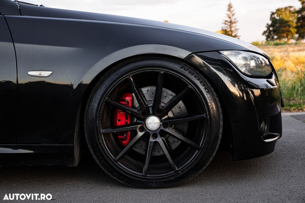 BMW Seria 3 335d Aut. - 30