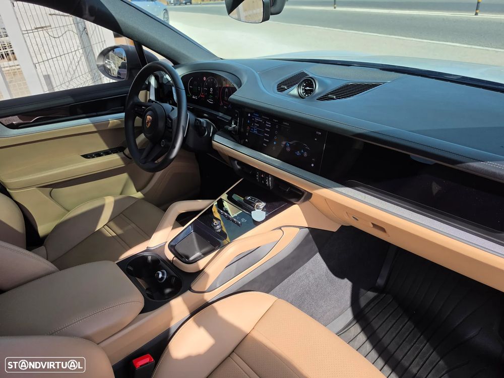 Porsche Cayenne E-Hybrid - 48