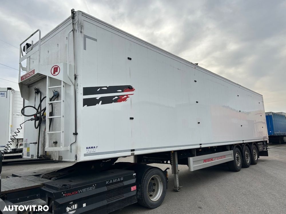 Alta Peischl, Walking floor, 2022, Jante Al, podea 10mm, factura externa - 1