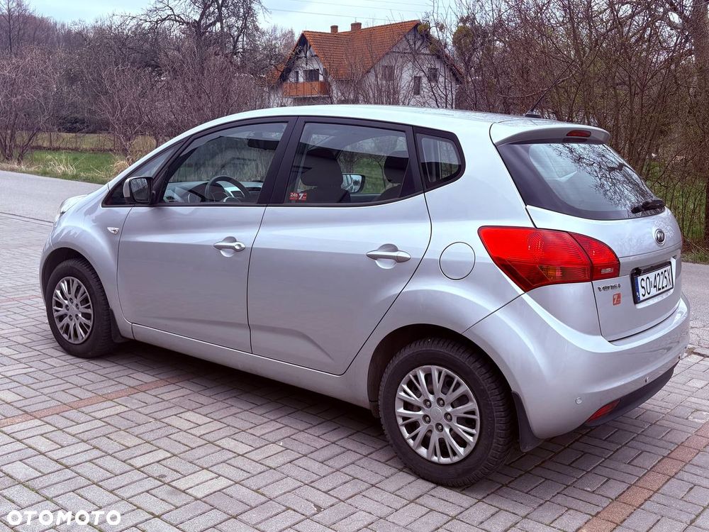 Kia Venga 1.4 L - 5
