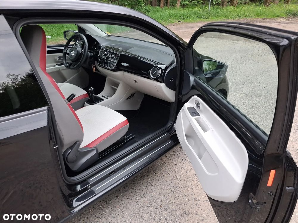 Volkswagen up! 1.0 white - 24