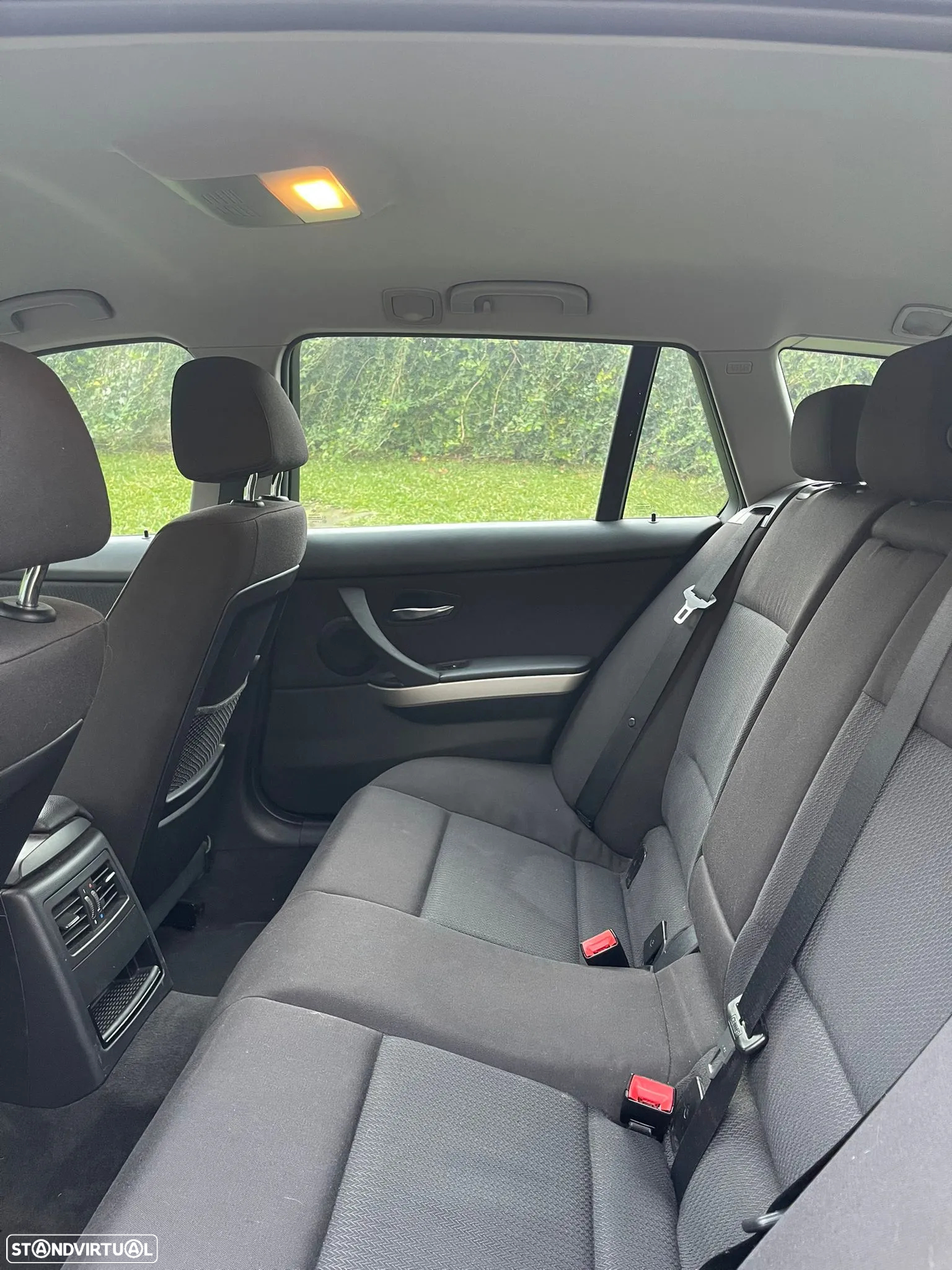 BMW 318 d DPF Touring Edition Sport - 8