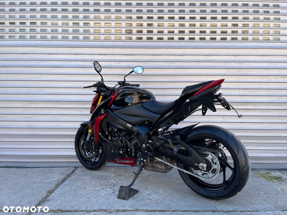 Suzuki GSX 1000 - 7