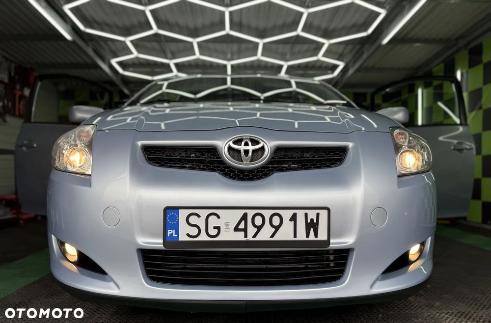 Toyota Auris 1.6 VVT-i Executive - 7