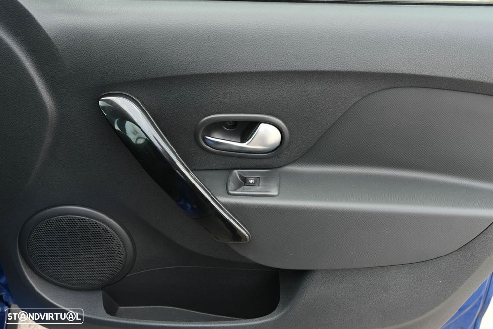 Dacia Sandero - 27