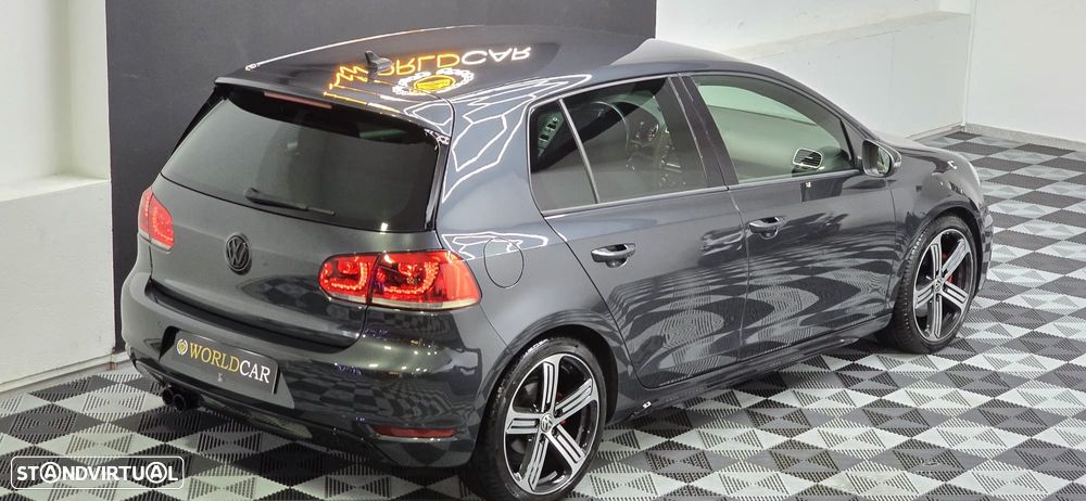 VW Golf 2.0 TDI DPF DSG GTD - 22