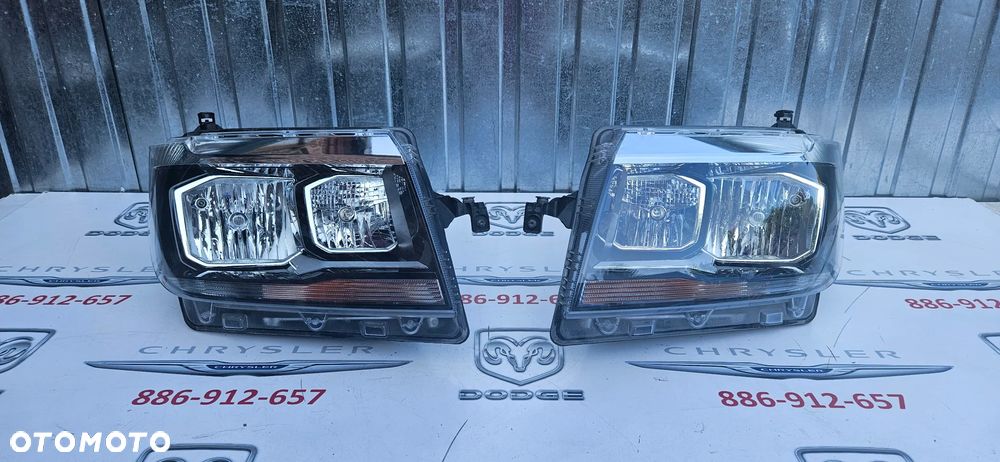 VW CRAFTER II MAN TGE 2017- Kompletny reflektor lewy Lampa lewa Kompletny reflektor prawy Lampa prawa - 1