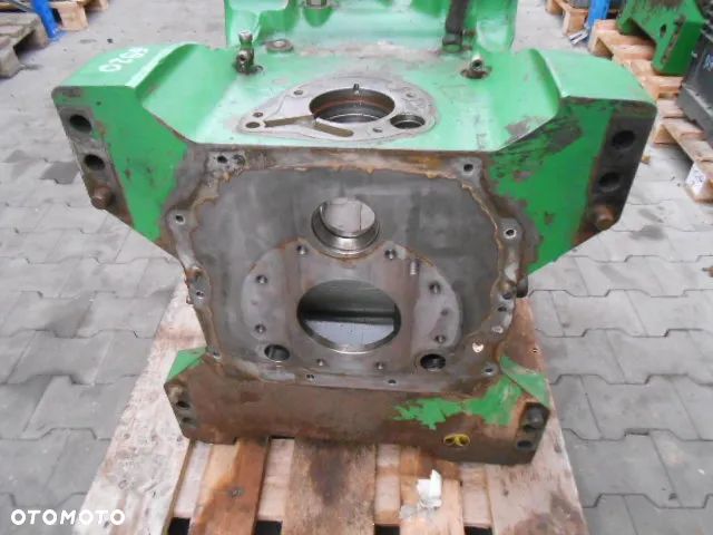Obudowa tylnego mostu IVT John Deere 6920 - 9