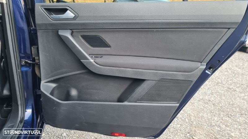 VW Touran 1.6 TDI Confortline DSG - 44