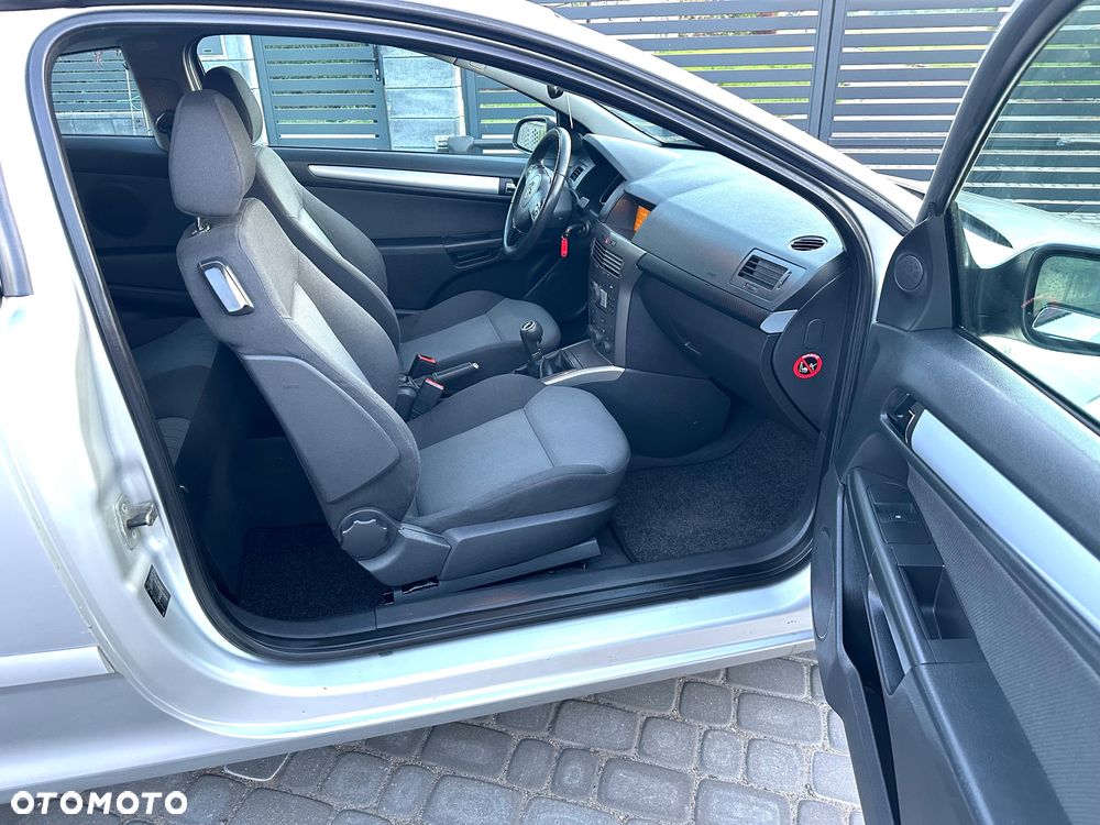 Opel Astra 1.6 Edition - 9