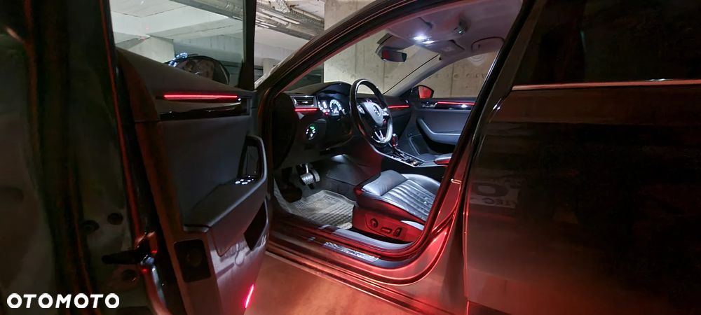 Skoda Superb 2.0 TDI SCR 4x4 L&K DSG - 37