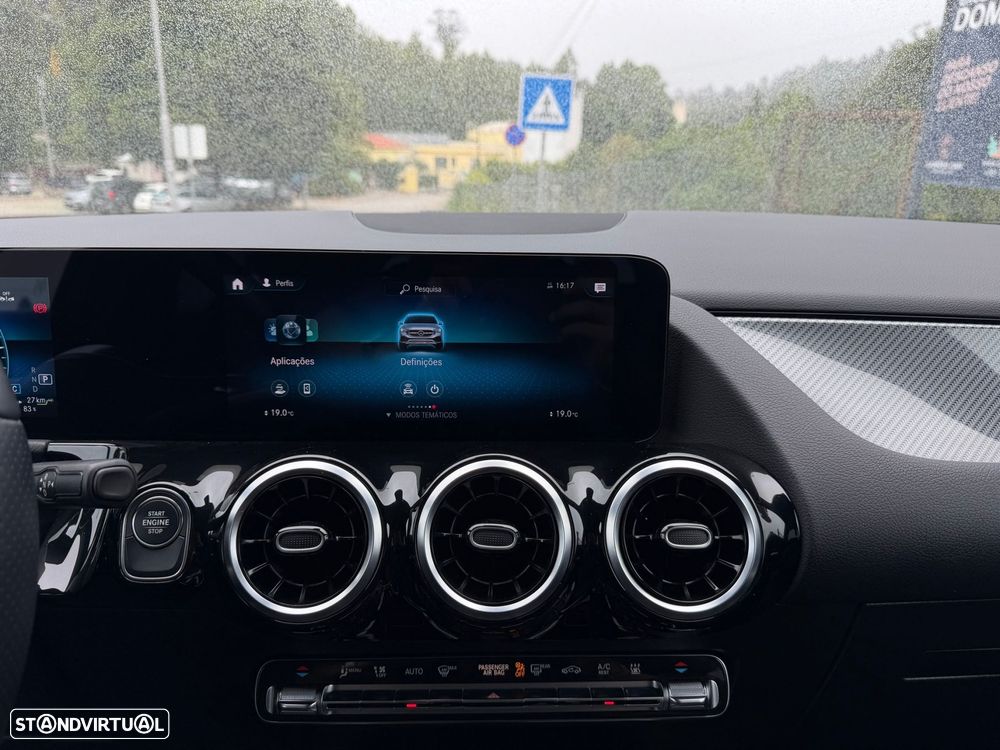 Mercedes-Benz GLA 250 - 38