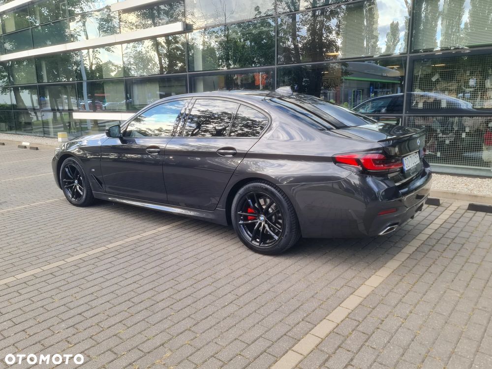 BMW Seria 5 520d xDrive M Sport sport - 4