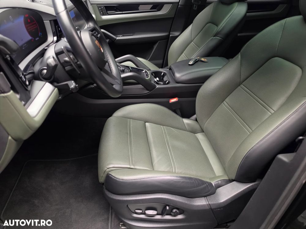 Porsche Cayenne Coupe Black Edition - 29