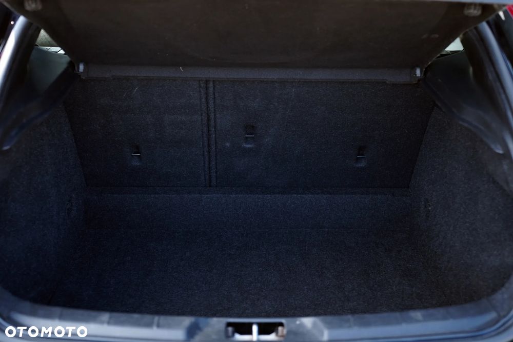 Volvo V40 T4 Geartronic RDesign - 39