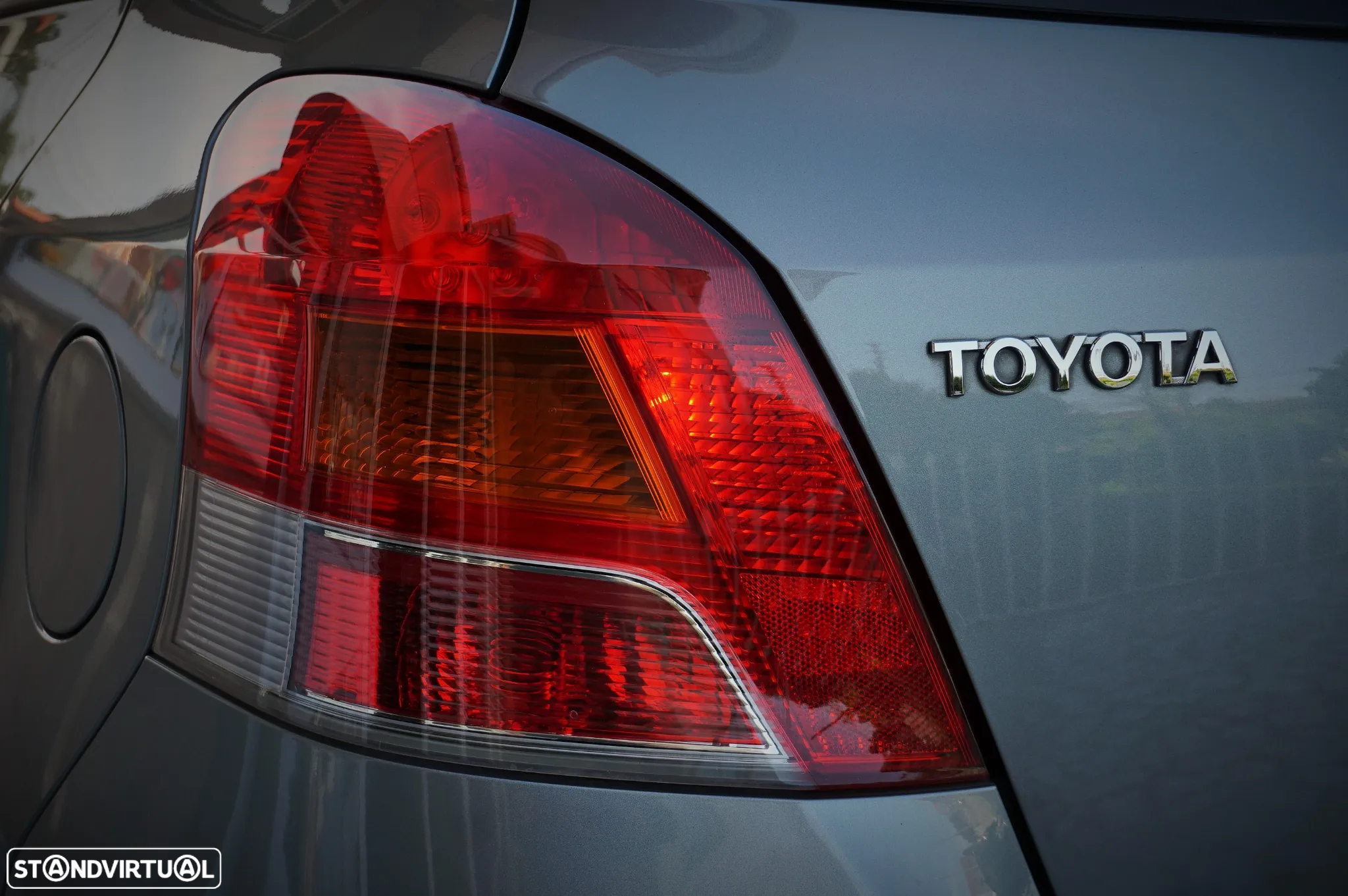 Toyota Yaris 1.0 VVT-i Comfort+AC - 39