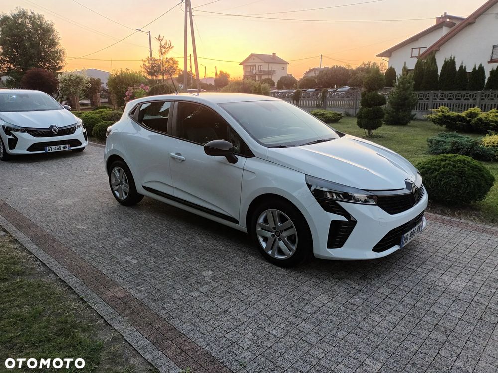 Renault Clio - 8