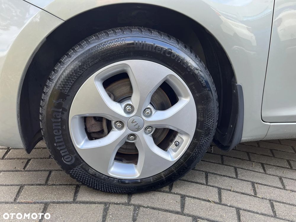 Kia Carens 1.6 GDI Business Line EU6 - 18